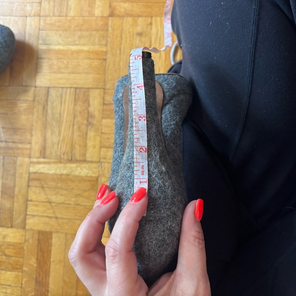 early 2010s Nina Ricci wool leather high heels - Picture 11 of 11